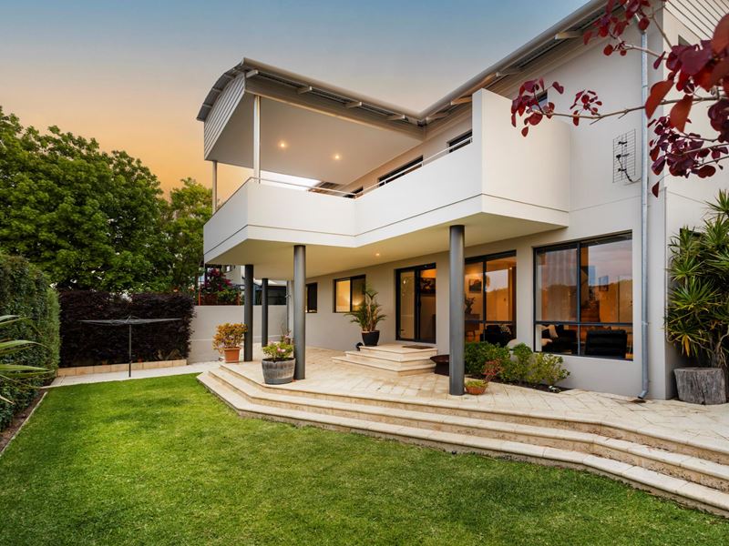 20 Money Road, Attadale