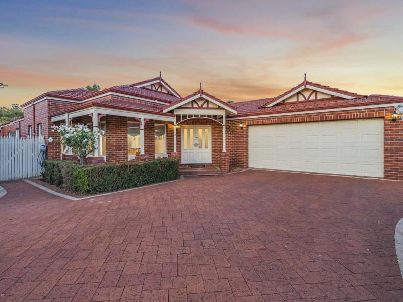 3 Manor Place, Woodvale WA 6026