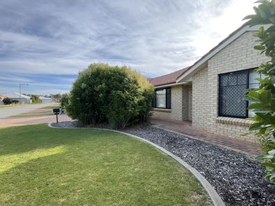 6 Koolan Way, Secret Harbour WA 6173