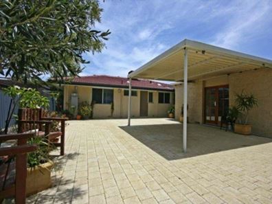 8 Glenside Crescent, Craigie WA 6025