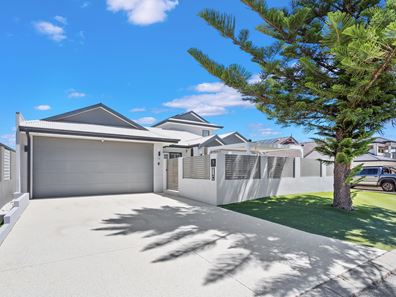 72 Three Bears Loop, Secret Harbour WA 6173