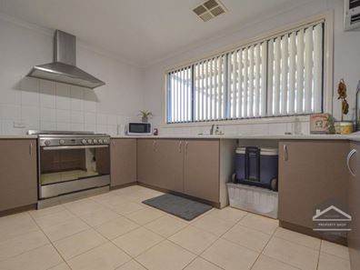14 Mooring Loop, South Hedland WA 6722