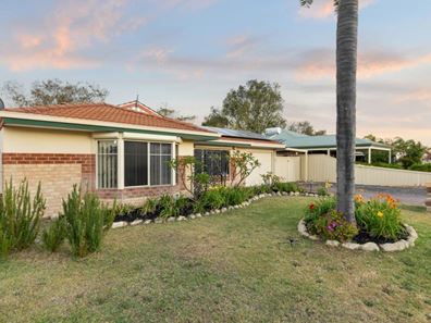 32 Indigo Circle, Warnbro WA 6169