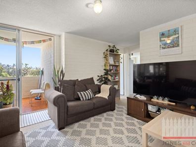 18C/49 Herdsman Parade, Wembley WA 6014