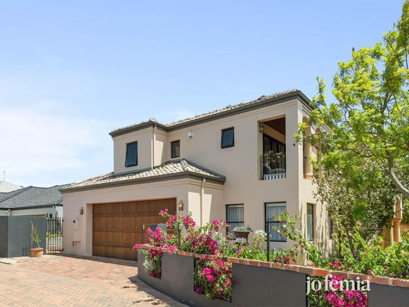 41 Veronica Parkway, Stirling WA 6021