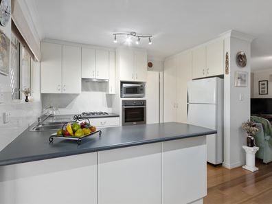 8/75 Beasley Road, Leeming WA 6149