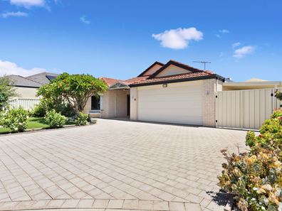 3 Lords Court, Madeley WA 6065