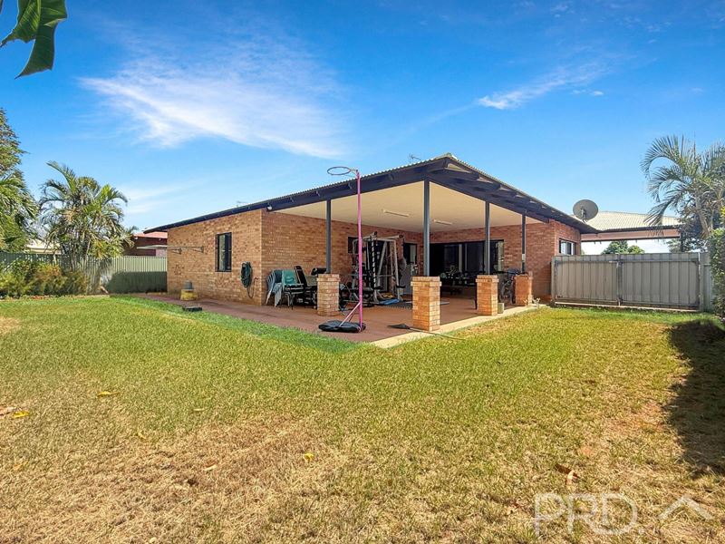 76 Radley Drive, Baynton WA 6714