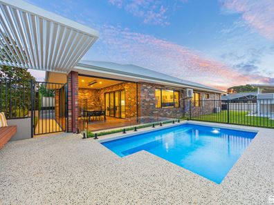11A William Street, Byford WA 6122