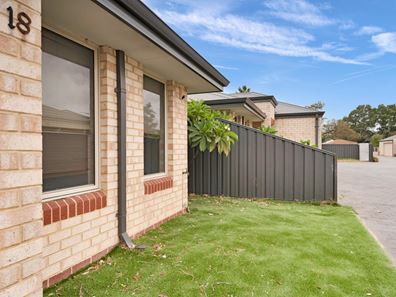 18/174 Homestead Road, Gosnells WA 6110