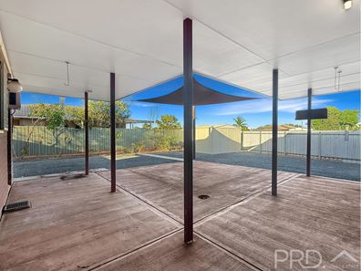 8E Lathwell Close, Nickol WA 6714