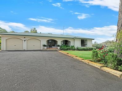 24 Australind Road, Leschenault WA 6233