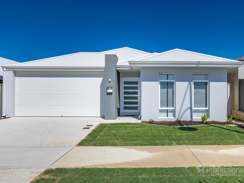 17 Howden Parade, Alkimos WA 6038