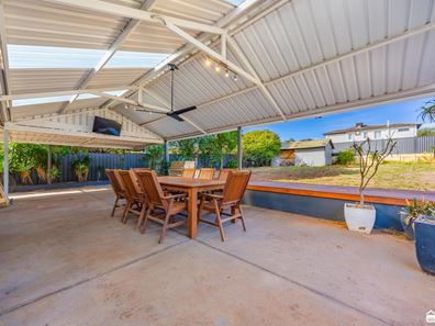 3166 Albany Highway, Mount Nasura WA 6112