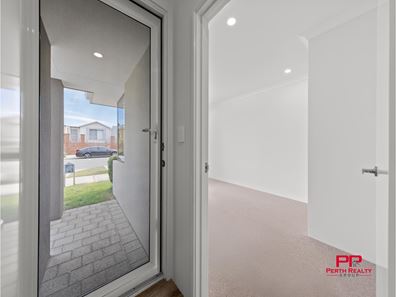 4 Forever Boulevard, Banksia Grove WA 6031