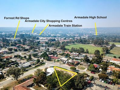 13 Angelo Street, Armadale WA 6112