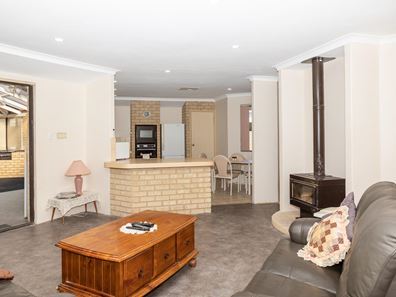 4 Mitchell Street, Green Head WA 6514