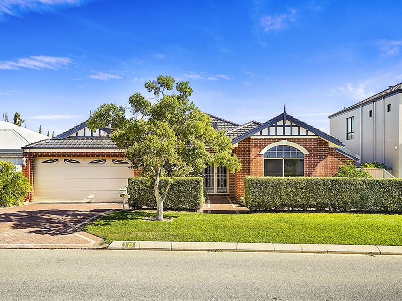 18 Cranberry Gardens, Stirling