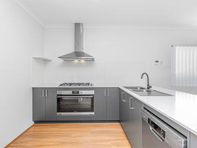 8 Perinone Glade, Brabham WA 6055