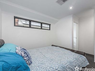 9 Narran Street, Anketell WA 6167