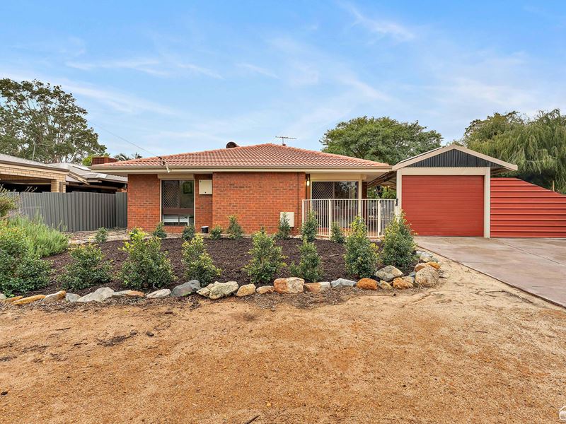 13 Kalmia Way, Forrestfield WA 6058