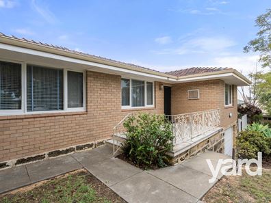 23 Noel Street, Hilton WA 6163