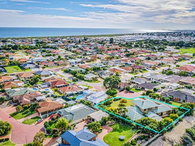 6 Botanic Close, Singleton WA 6175