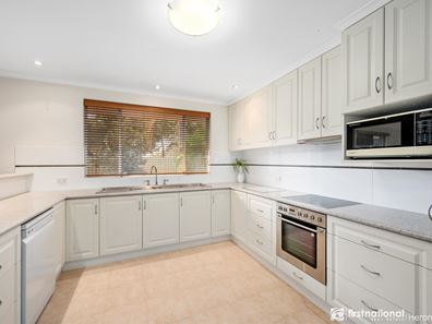 10 HARDY STREET, Bull Creek WA 6149