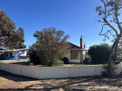 1 Boyd Street, Merredin WA 6415