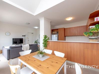 43/164 Lakeside Drive, Joondalup WA 6027