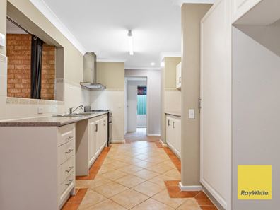 8 Jenkinson Street, Gosnells WA 6110