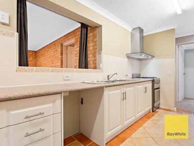 8 Jenkinson Street, Gosnells WA 6110