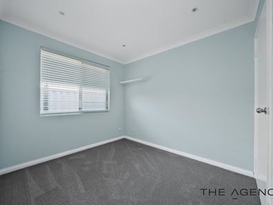 5 Winfield Place, Greenfields WA 6210