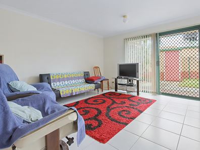 4/14 Hawkins Street, Rockingham WA 6168