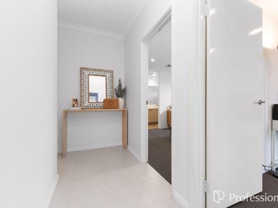 5 Viscount Road, Morley WA 6062