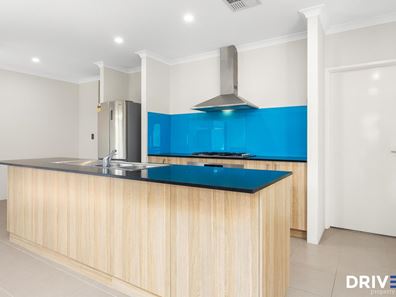 8 Wattley Road, Wellard WA 6170