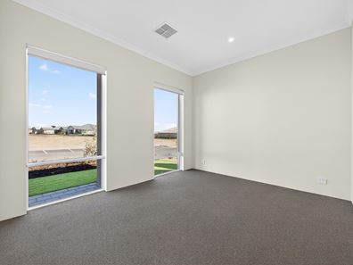 5 Marigold Way, Alkimos WA 6038