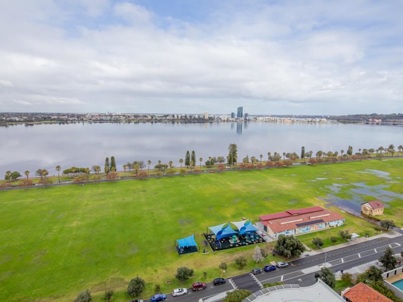 62/98 Terrace Road, East Perth