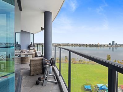 62/98 Terrace Road, East Perth WA 6004