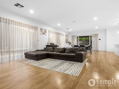 13 Barwon Turn, Hammond Park WA 6164