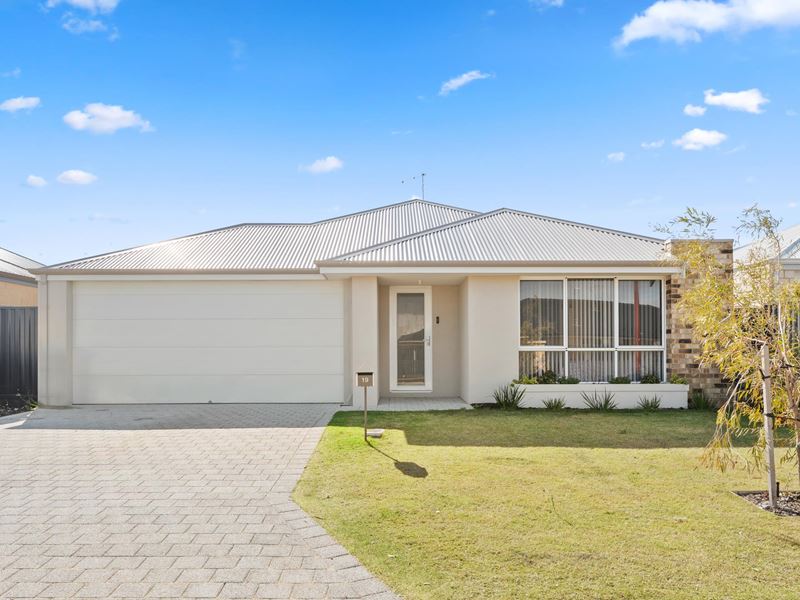 19 Villamour Way, Meadow Springs