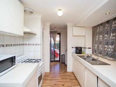 21 Cunningham Loop, Mirrabooka WA 6061