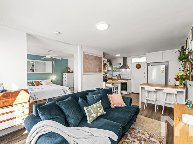 18/320 Canning Highway, Bicton