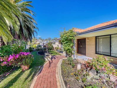 6 Tobin Place, Withers WA 6230