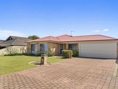 43 Mornington Boulevard, Waikiki WA 6169
