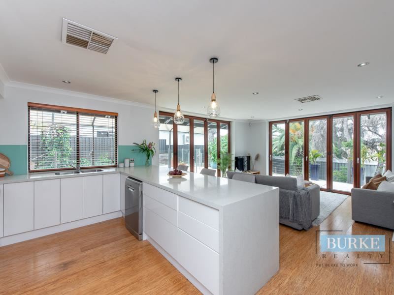140 Glengarry Drive, Duncraig WA 6023