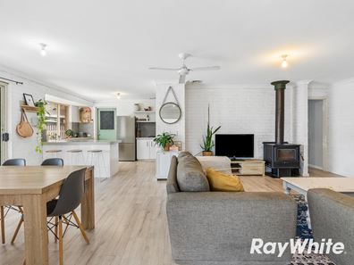 8 Abbotswood Parkway, Erskine WA 6210