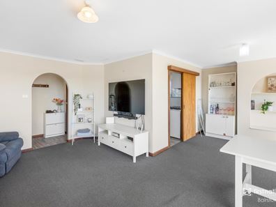 12 Taylor Street, Mira Mar WA 6330