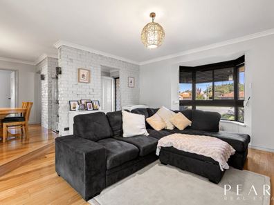 16 Sculptor Close, Rockingham WA 6168