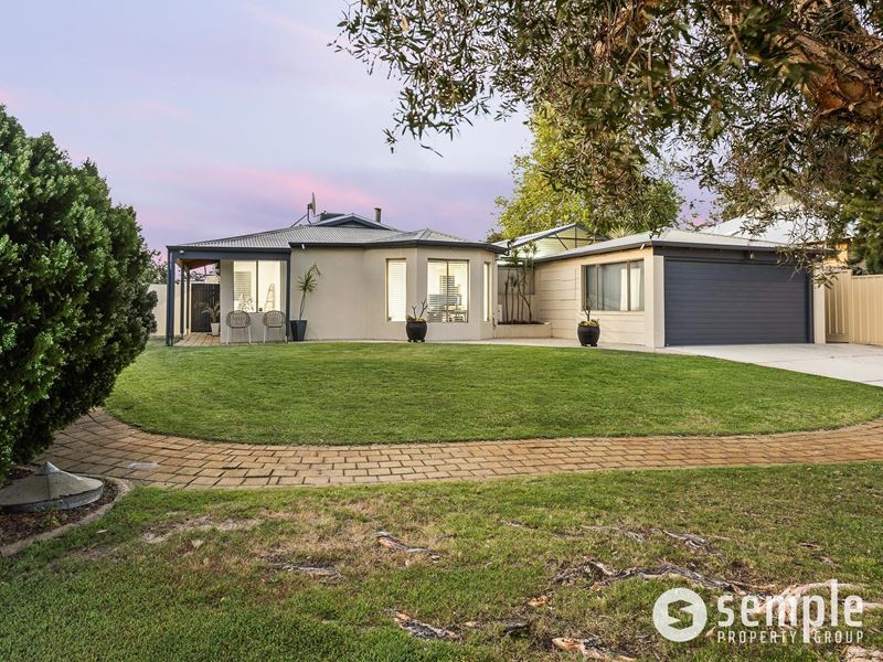 11 Elderberry Drive, South Lake